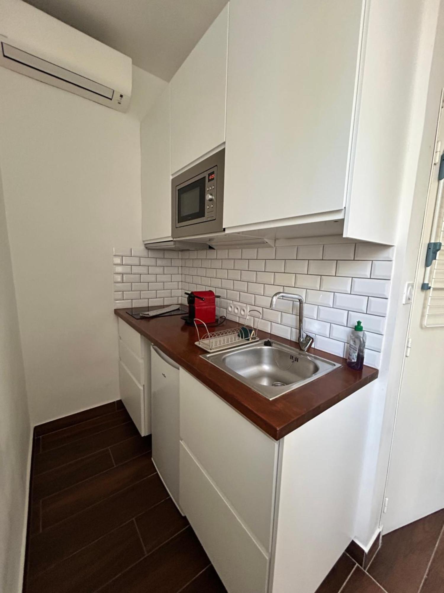 Agreable Studio Renove Avec Place De Parking Bandol Ngoại thất bức ảnh