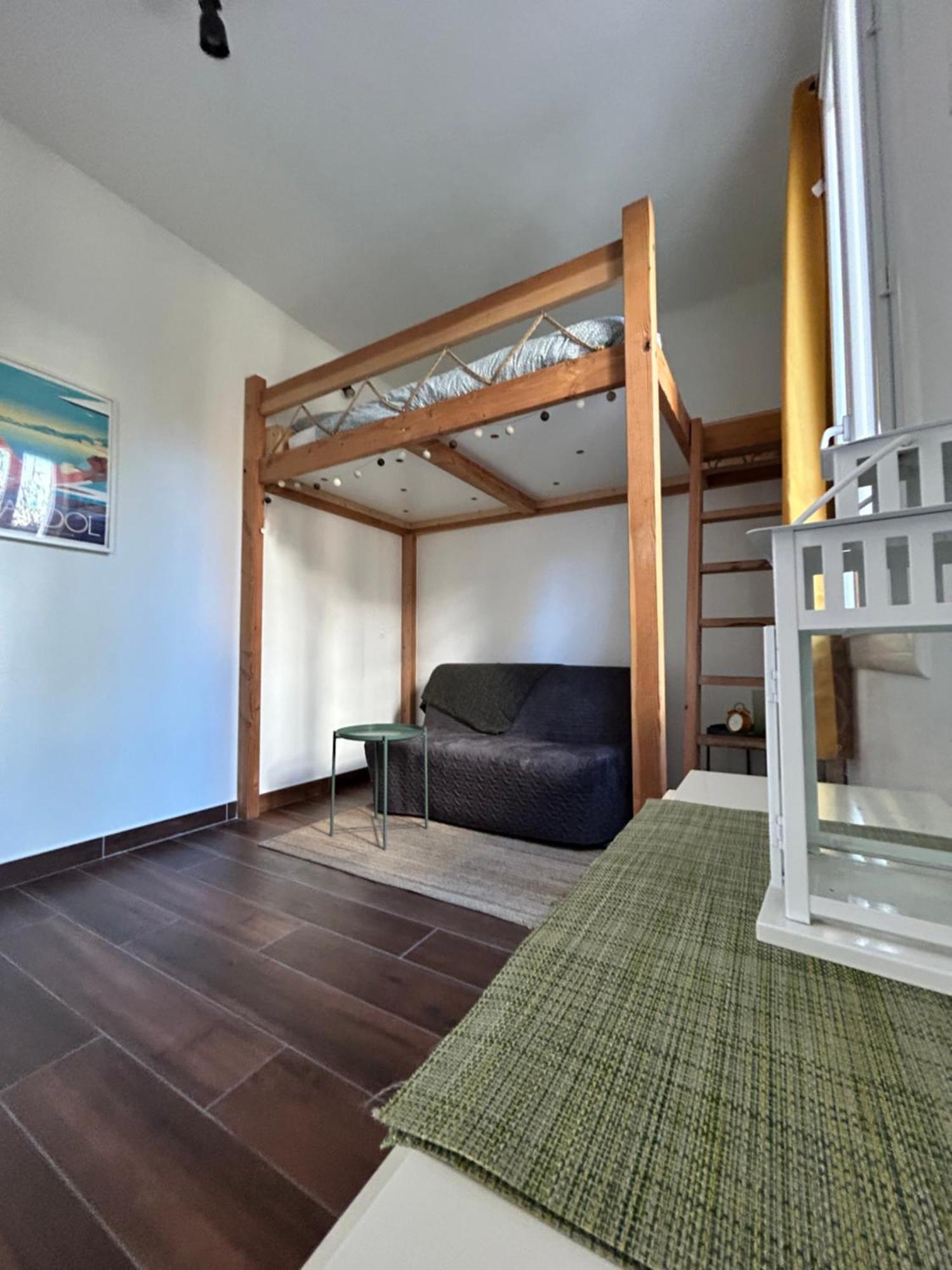 Agreable Studio Renove Avec Place De Parking Bandol Ngoại thất bức ảnh